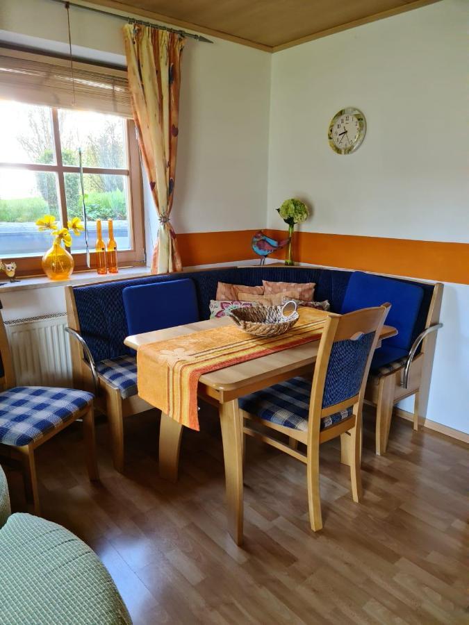 Ferienwohnung Hoamat Schmalzreich Andrea Lam Bagian luar foto