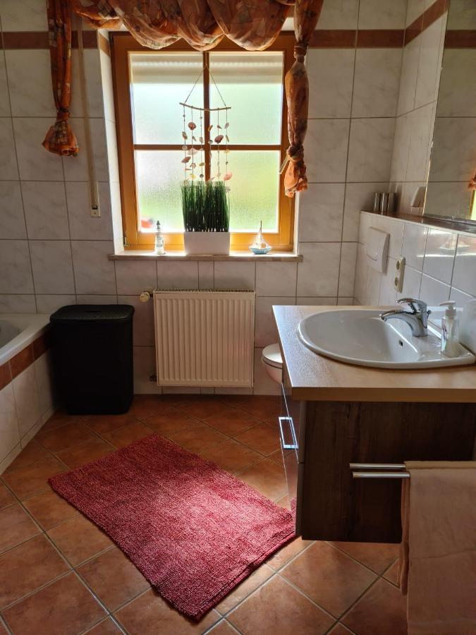 Ferienwohnung Hoamat Schmalzreich Andrea Lam Bagian luar foto