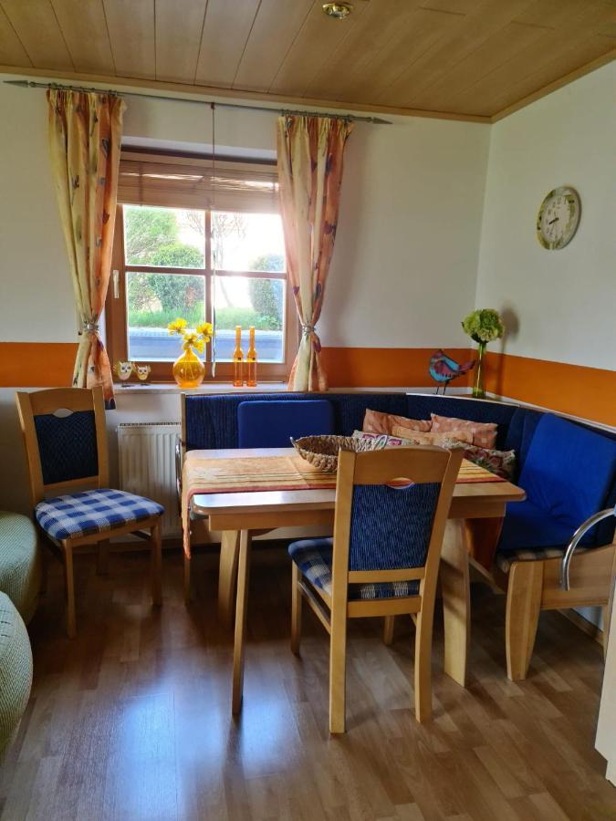 Ferienwohnung Hoamat Schmalzreich Andrea Lam Bagian luar foto